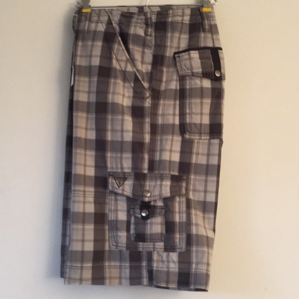 GUESS men’s long shorts 38